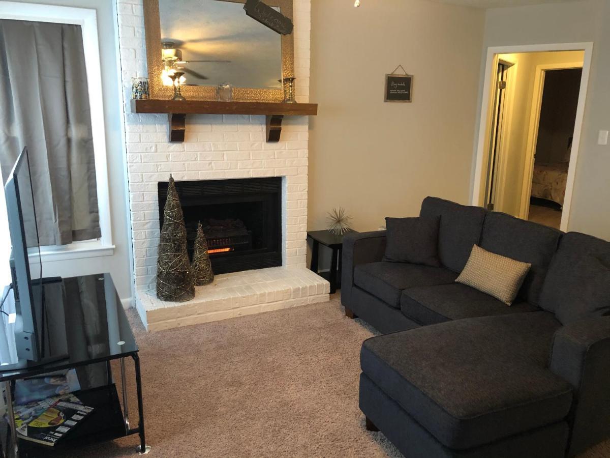 Cozy Cottage Feel, 5 Mins From Ft. Bragg Fayetteville Eksteriør billede